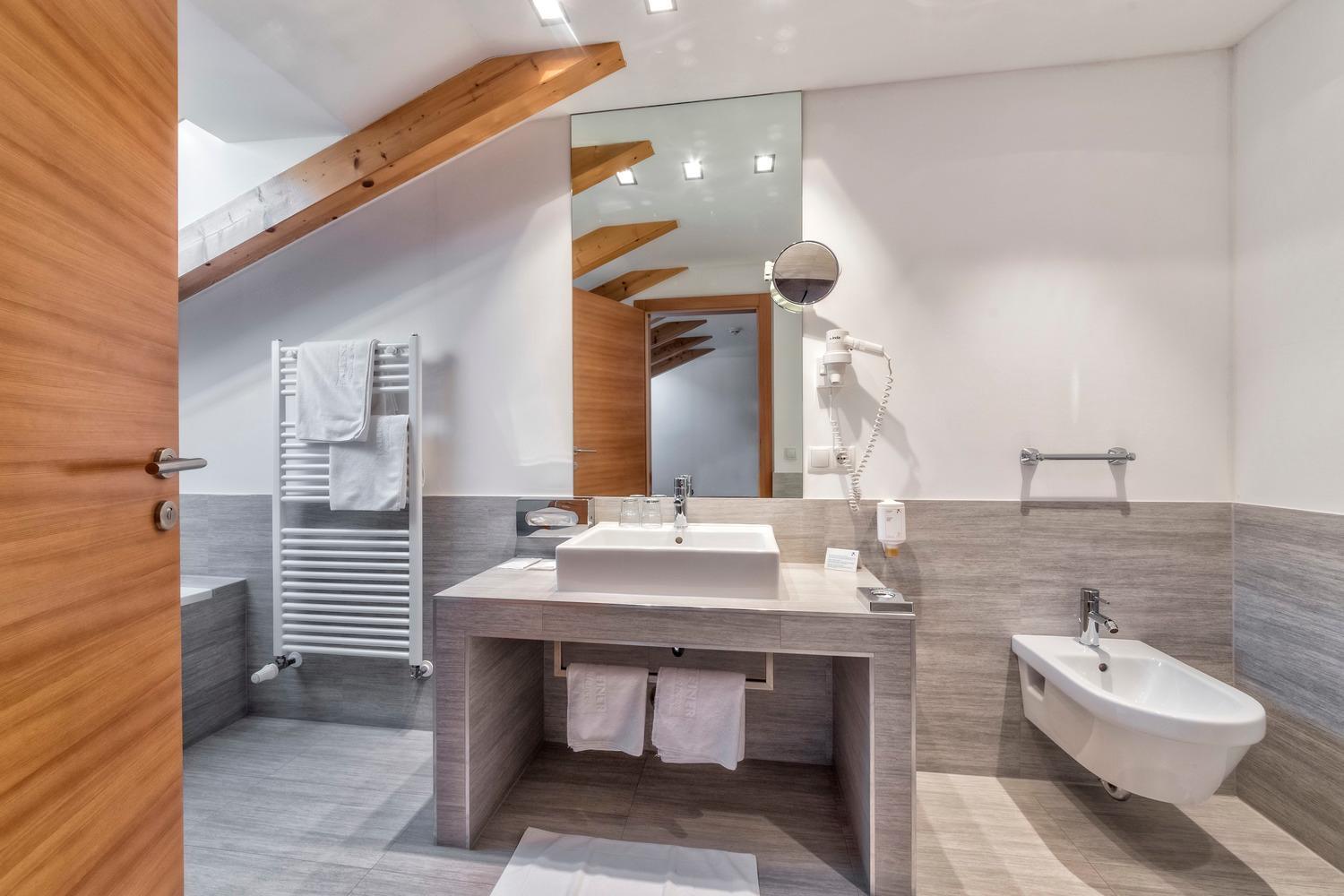 Falkensteiner Hotel Antholz - Adults Only Esterno foto